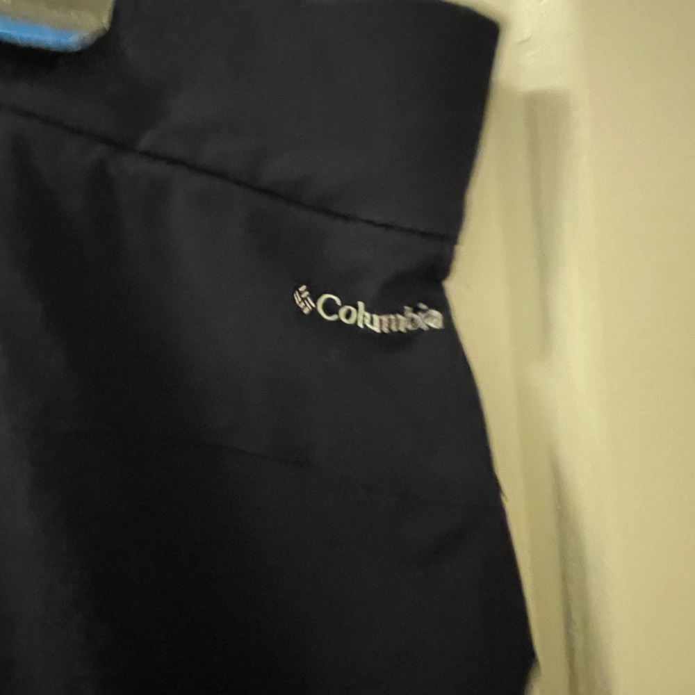 Columbia Women’s Omni Shield Regular Fit Capri Pants Blue - Picture 6 of 9